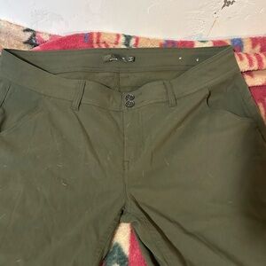 Prana Forest Green Buttoned Pants (can also be crop pants) size 16